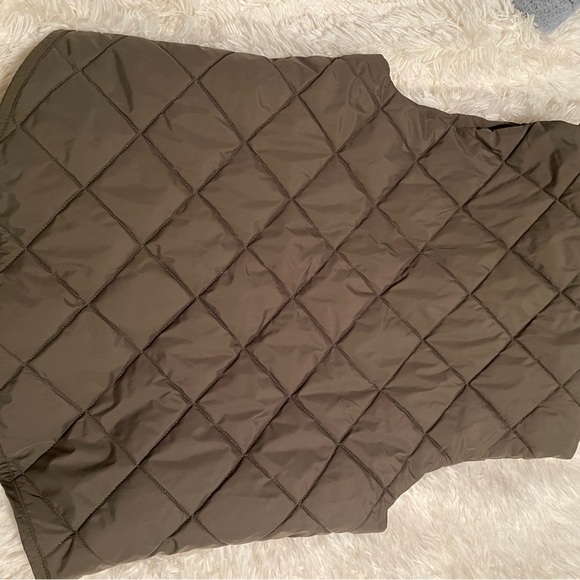 GAP quilted vest - Picture 4 of 4